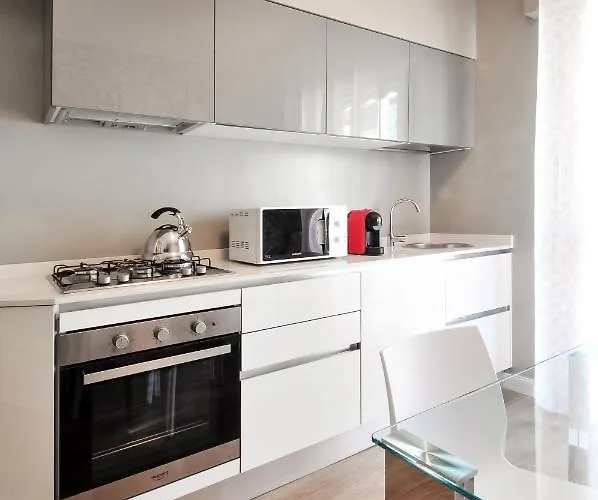Postcard Apartment *