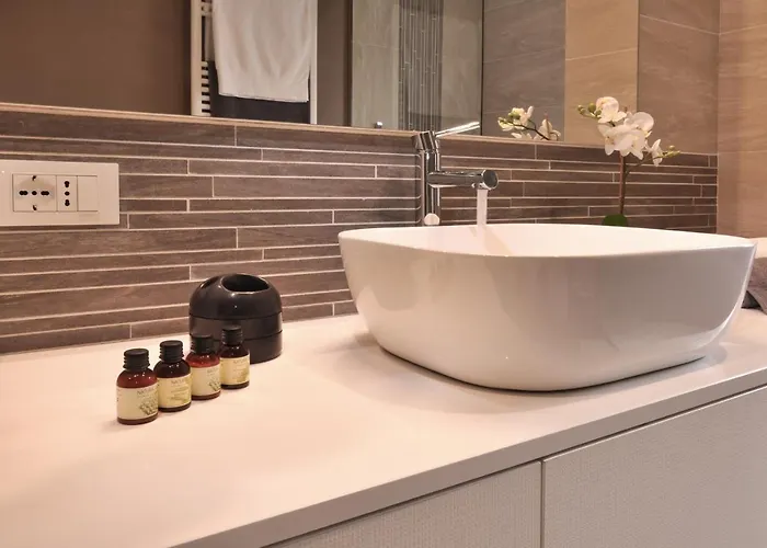 Apartment Postcard *